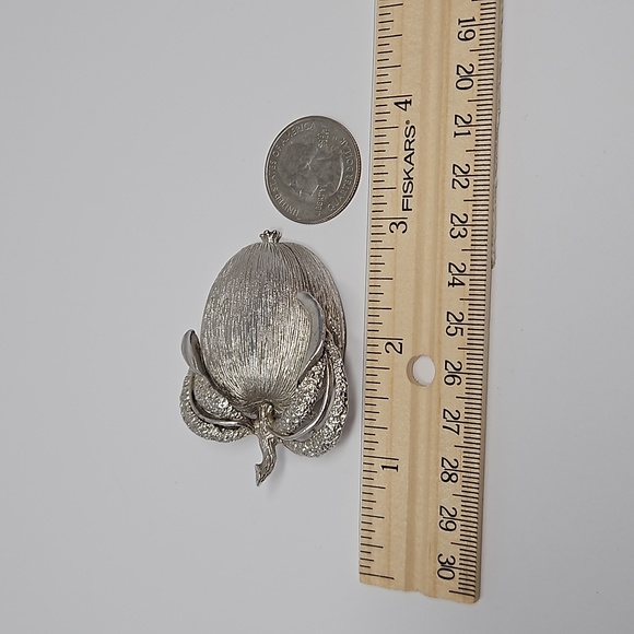 Vintage Sarah Coventry Apple Brooch Silver Tone Adam's Delight Signed - Picture 8 of 13